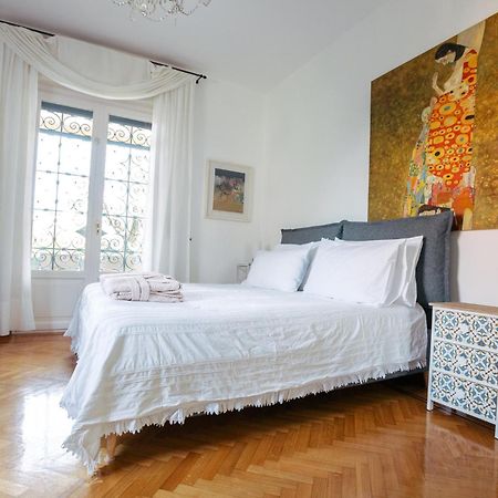 Bed&Breakfast Relax In The Lake Desenzano del Garda Exterior photo