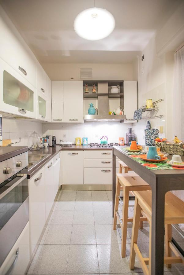 Bed&Breakfast Relax In The Lake Desenzano del Garda Exterior photo